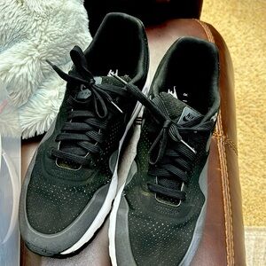 Air  Max 1 ultra moire black/dark grey men size 13 shoes